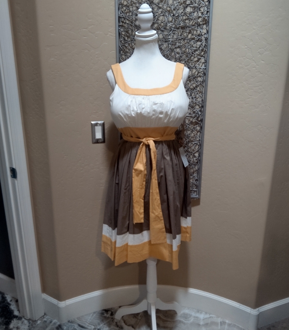 Eliza J Colorblock Sleeveless Dress in White, Mustard & Brown